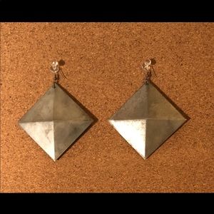 Pyramid earrings